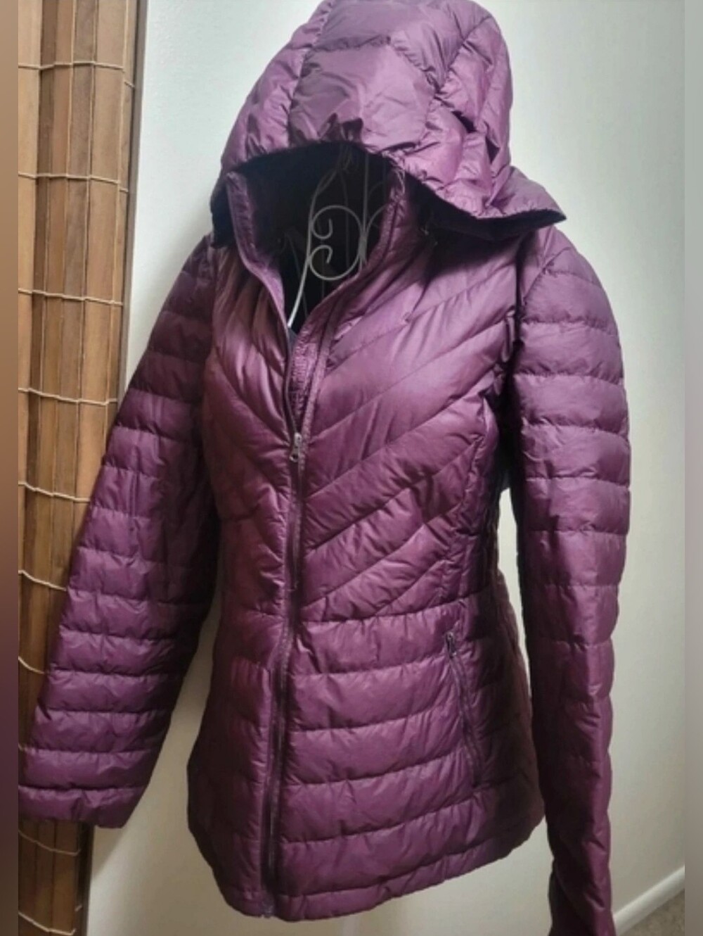 Womans Jacket - Picture 3 of 5